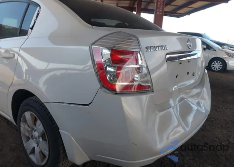 2010 Nissan Sentra 2.0 z USA, uszkodzony, nr VIN 3N1AB6AP4AL625702